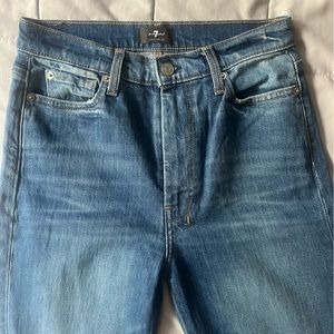 7 For All Mankind jeans. Never been worn. Flare/ bootcut style.